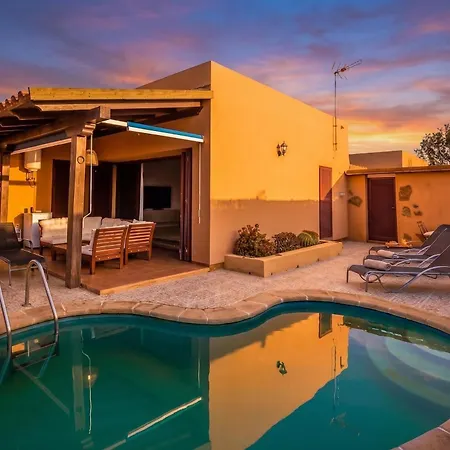 Villa Tropical Private Pool Capellania By Holidays La Oliva