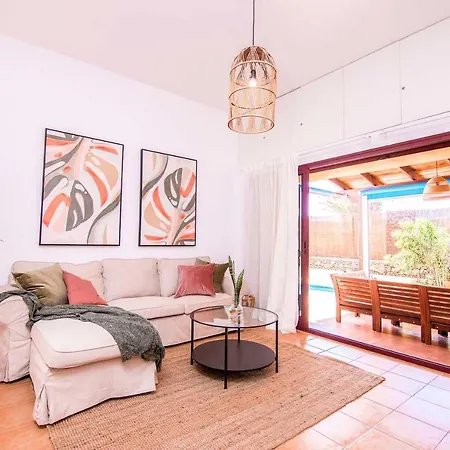 Villa Tropical Private Pool Capellania By Holidays La Oliva